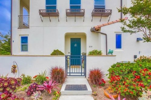 1838 Arroyo Willow Ln, Carlsbad, CA 92011-4083