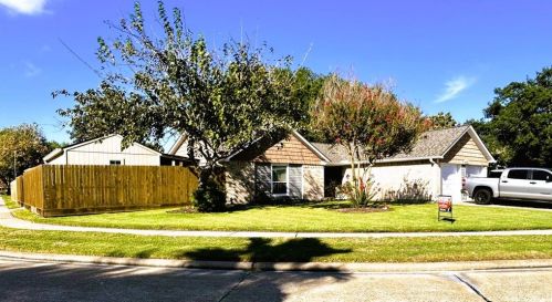 5626 Stone Creek Dr, Morgans Point, TX 77571-2719