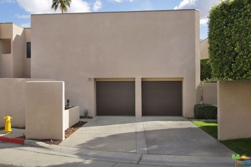 829 Village Sq, Palm Springs, CA 92262-7563