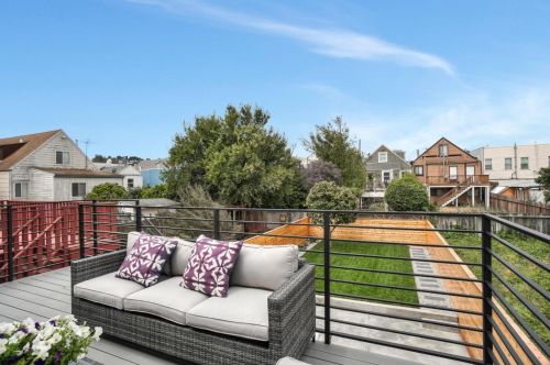 260 Girard St, San Francisco CA 94134-2110 exterior