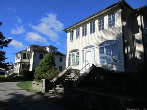 3 Roller Ter, Milford, CT 06461-2644