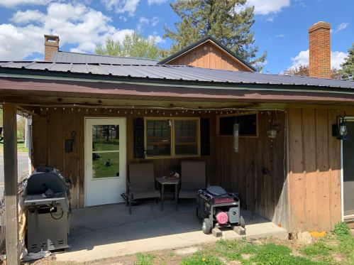 17951 Young St, Stratford, IL 61064-9125