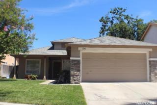1243 Moonlight Dr, Ceres, CA 95307-7230