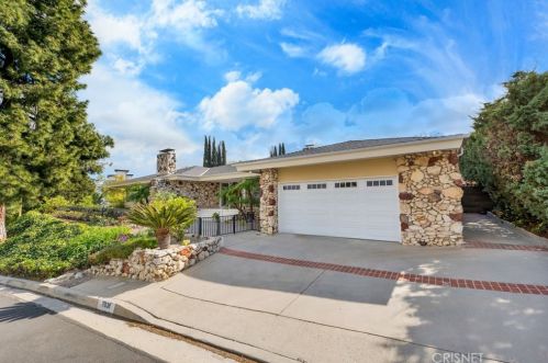 17030 Strawberry Dr, Van Nuys, CA 91436-3856