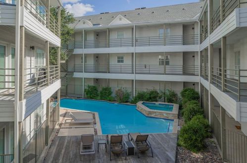 4111 Cole Ave, Dallas TX  75204-2014 exterior