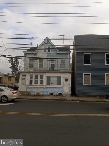 519 Lalor St, Trenton NJ  08611-3233 exterior