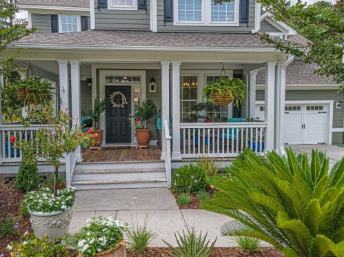 1836 Hall Point Rd, Mount Pleasant, SC 29466-9342