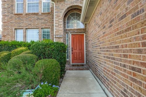 9748 Brenden Dr, Fort Worth TX  76108-3885 exterior