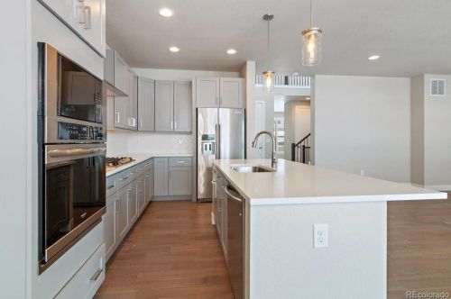 7477 Tempe Ct, Aurora CO 80016-6161 exterior