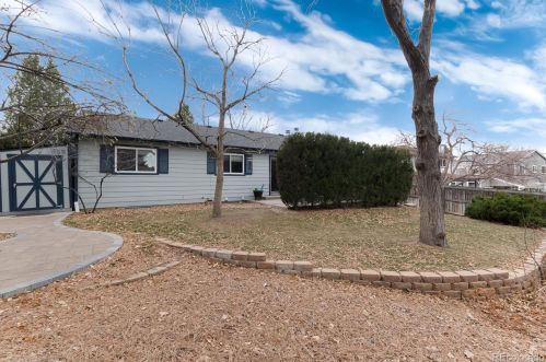 7766 Trenton Ct, Englewood CO  80112-2636 exterior