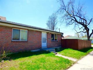 2220 28th Ave, Denver CO  80205-4610 exterior