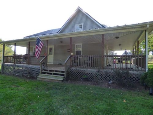 383 Windy Hill Dr, Crockett, VA 24323-3038