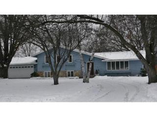 2805 Sycamore Ln, Minneapolis MN  55441-2700 exterior