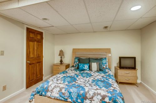 9015 Colorado Cir, Denver CO  80231-2923 exterior