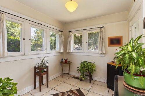 6268 Palm Ave, Riverside CA  92506-2021 exterior