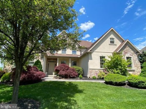 6422 Farmcrest Ln, Harrisburg, PA 17111-4783