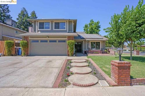 1507 Ellis Ln, Manteca, CA 95337-6755