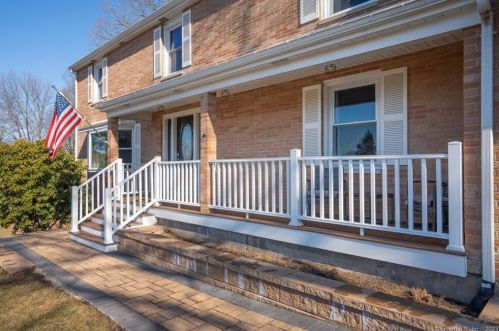 51 Juniper Ln, Kensington, CT 06037-2412