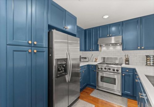 252 Jeanette Ln, Santa Ana CA  92705-6016 exterior