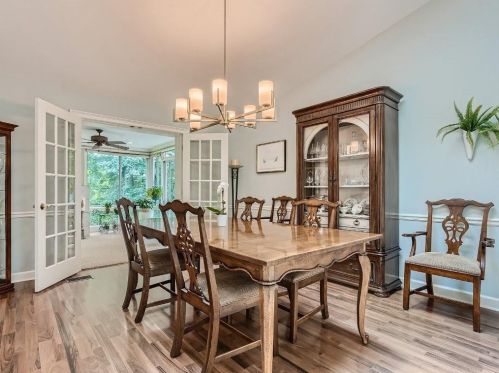 2269 Echo Hl Cir, Atlanta GA  30345-1902 exterior