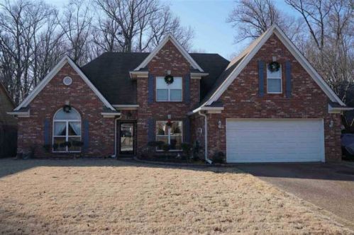 1395 Far Dr, Cordova, TN 38016-1695