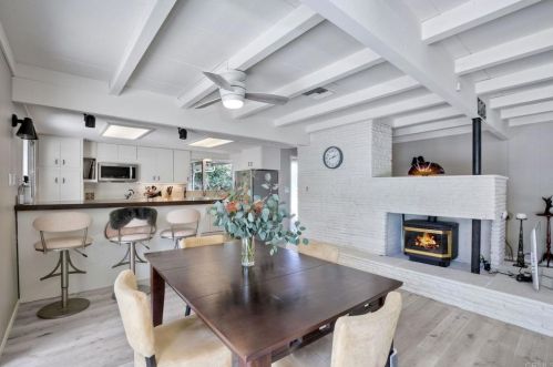 1111 Oak Dr, Vista CA  92084-4659 exterior