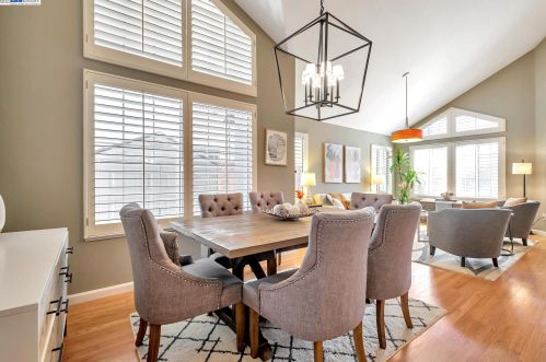 3334 Vermont Pl, Pleasanton, CA 94588-2907