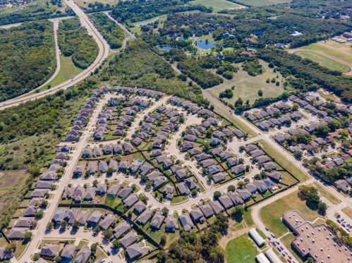 2712 Merry Vw Ln, Fort Worth TX  76120-5655 exterior