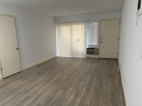 444 Dempsey Rd, Milpitas, CA 95035-5647