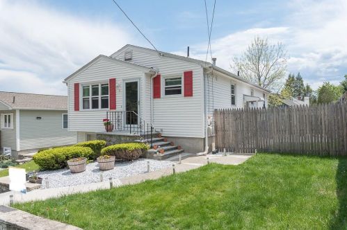 5 Sherman Ave, Providence, RI 02911-3022