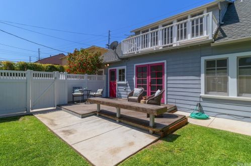 2311 Santiago St, Santa Ana CA 92706-2053 exterior
