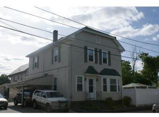17 Dunford St, Providence, RI 02909-2903