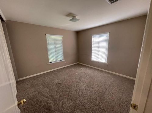 7607 Creston Ln, Austin TX  78752-1326 exterior