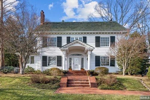 280 Highland Ave, Ridgewood, NJ 07450-4004
