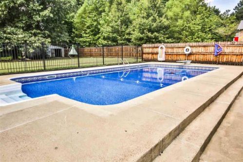 154 Cheyenne Rd, Millington, TN 38053-1036