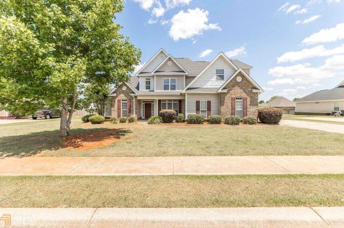217 Lovorn Cir, Warner Robins, GA 31088-2338
