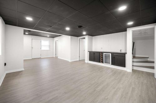 3007 Dogwood Dr, Atlanta GA  30344-3905 exterior
