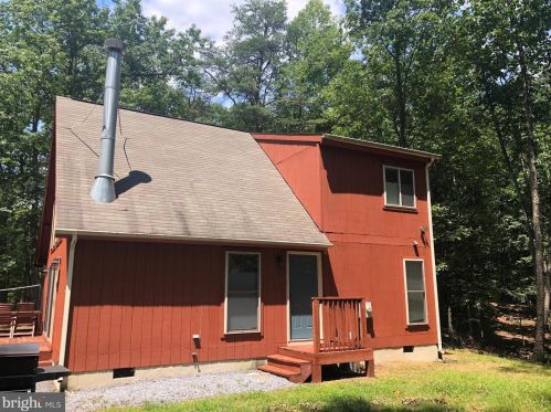 933 Providence Church Rd, Hedgesville, WV 25427-5117