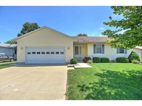 2572 Tanglewood Dr, Decatur, IL 62521-5683