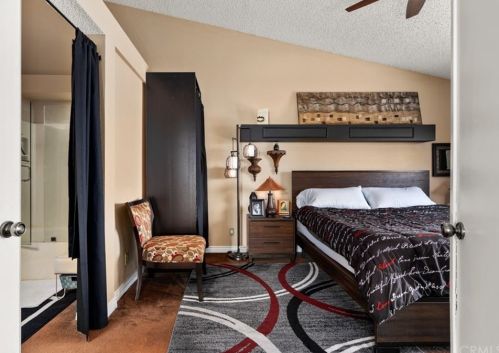 6081 Ladera Ln, Anaheim CA  92807-4847 exterior