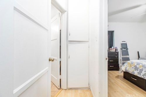 341 Chevy Chase Dr, Glendale CA  91205-4440 exterior