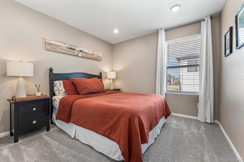 21001 60th Ave, Denver CO  80019 exterior