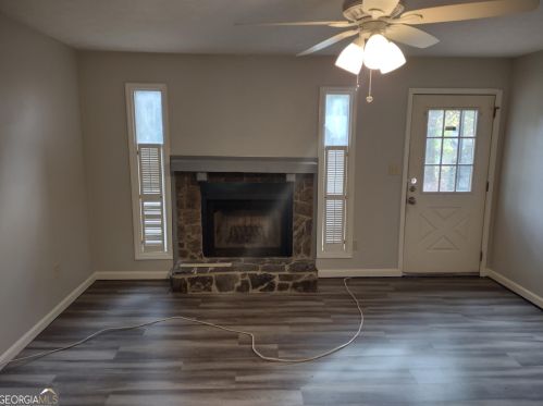 106 Richard Way, Stockbridge GA  30281-3002 exterior