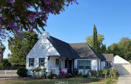 3493 Hoover St, Riverside CA  92504-3905 exterior