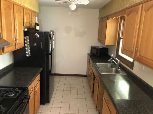 250 Highland Ave, Pingree Grove IL  60140-9456 exterior