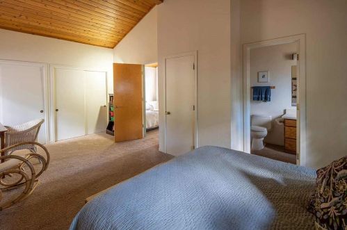 13178 Muhlebach Way, Truckee CA  96161-6424 exterior