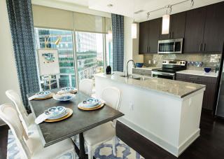 600 Phipps Blvd, Atlanta GA  30326-3218 exterior