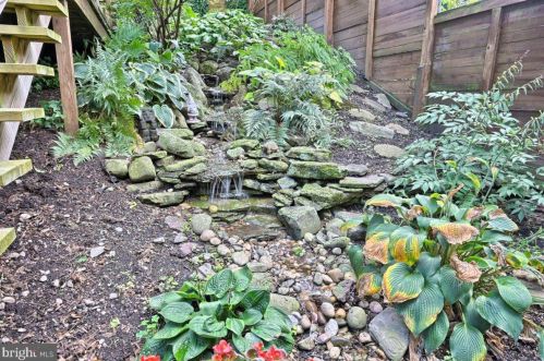 38 Vine St, Lancaster PA  17602-3549 exterior