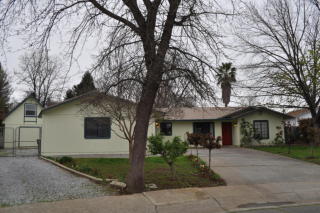 2899 Fernwood St, Redding, CA 96001-5802