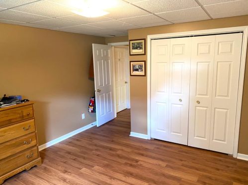 435 Deerpath Ct, Hobart IN 46342-5743 exterior